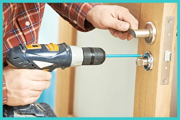 Advanced Locksmith Service Houston, TX 713-470-0722 - 13-new-locks-20installation